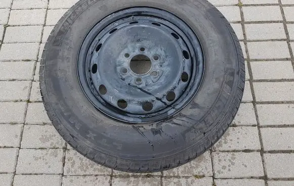 R17 spare wheel