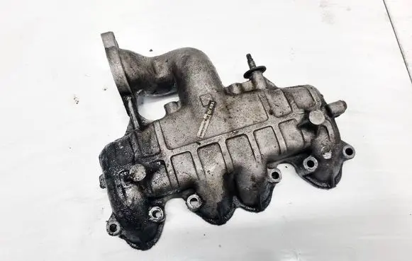 Volkswagen PASSAT B5 Intake manifold 038129713AB