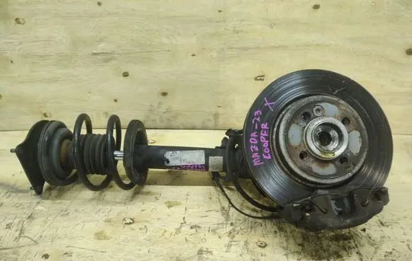 Mini One - Cooper R50 - 53 Front wheel hub spindle knuckle
