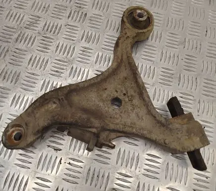 Volvo V70 Front lower control arm/wishbone