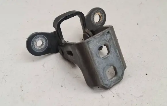 Rear door upper hinge