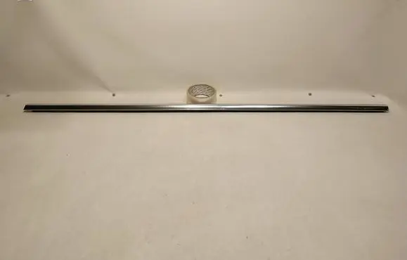 BMW 2 F46 Rear door glass trim molding 7326161