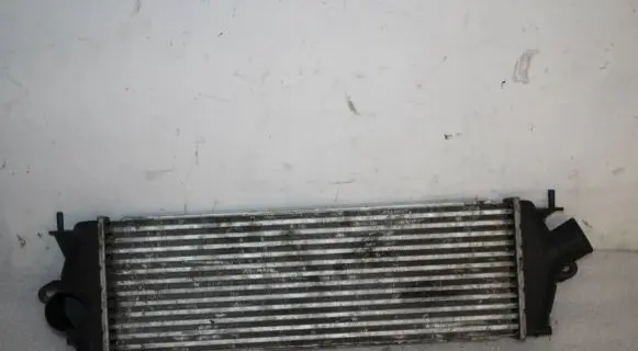 Opel Vivaro Intercooler radiator 988650B 93854162