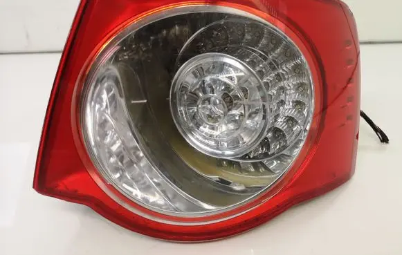 Volkswagen Jetta V Rear/tail lights 1K5945096G