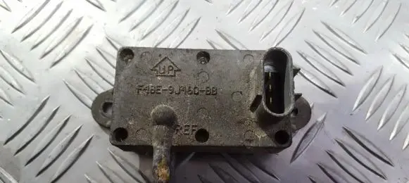 Ford Mondeo MK II Air pressure sensor f48e9j460bb f48e-9j460-bb
