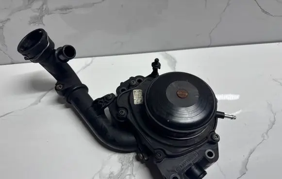 Mercedes-Benz E C207 W207 Water pump A6512006301