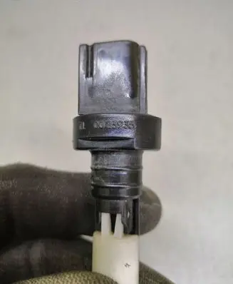 Volvo S40 Windshield washer fluid level sensor 0023935