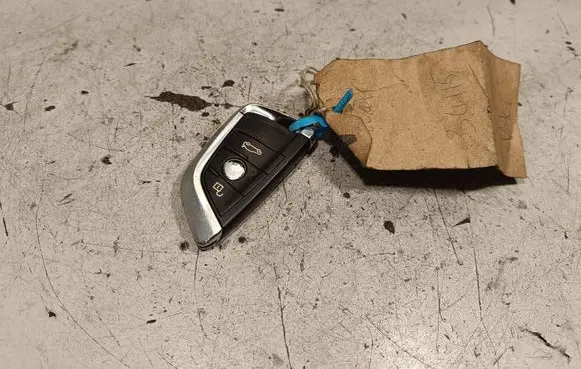 BMW X5 F15 Ignition key/card 