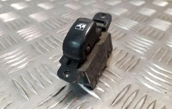 Hyundai Santa Fe Electric window control switch 935753C010 9358026100