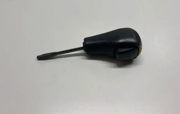 BMW X3 E83 Gear shifter/selector 