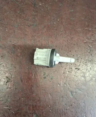 Volkswagen Golf V Interior temperature sensor 1K0907543A