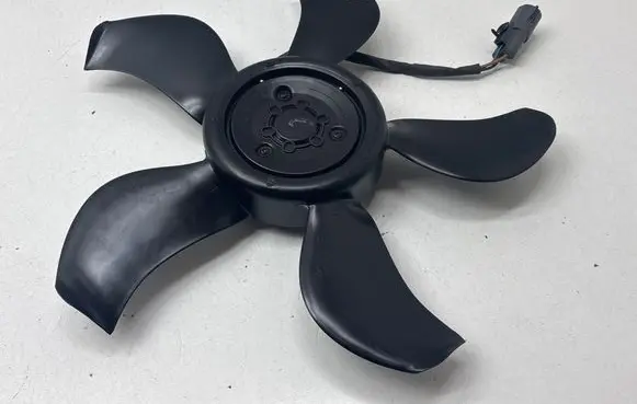 Jeep Grand Cherokee WL Electric radiator cooling fan 3137234576 20230107 231852