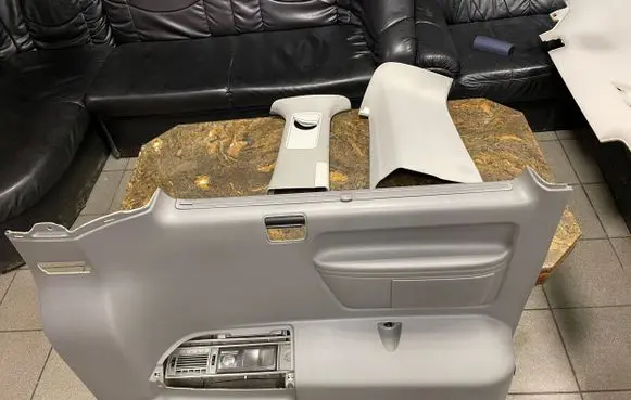 Volkswagen Transporter - Caravelle T5 Trunk/boot lower side trim panel 7H1868715G 7H5867246 7H5867244