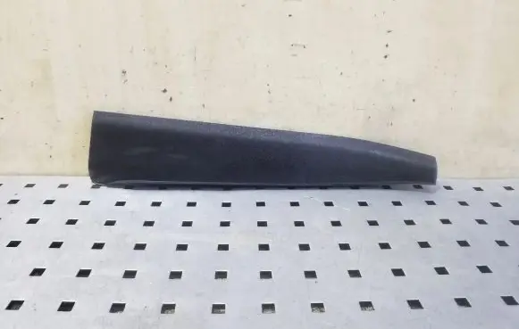 Volvo V40 Centre console side trim front 31102348