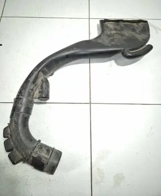 Renault Koleos I Air intake duct part 1038152S01
