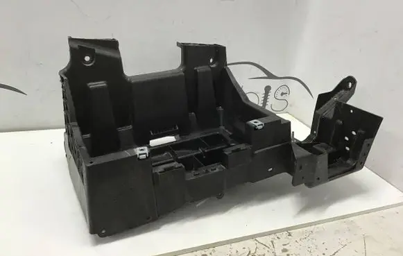 Battery box tray