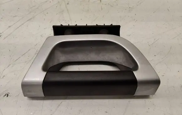 Volvo XC90 Front door interior handle trim 314715