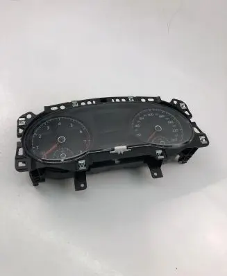 Volkswagen Golf VII Speedometer (instrument cluster) 5G1920740A