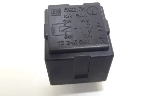 Opel Insignia A Other relay 13245094