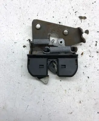 BMW 5 F10 F11 Seat back rest lock catch 7112863 52207112863
