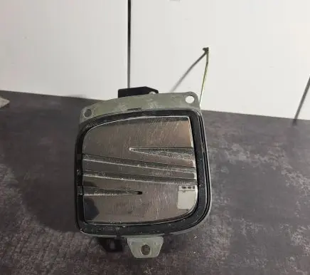 Seat Ibiza III (6L) Tailgate/trunk/boot lock/catch/latch 1M6827565F