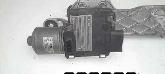 Volkswagen Phaeton Rear window wiper motor 0390241705 3d1955120