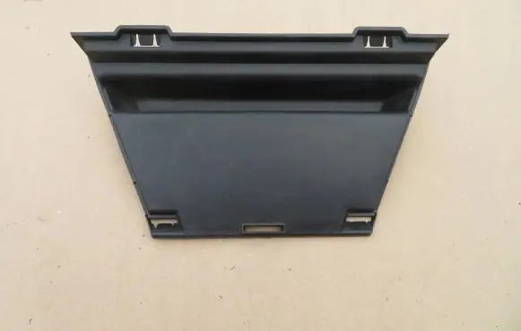 Peugeot 208 Front bumper 9829438380