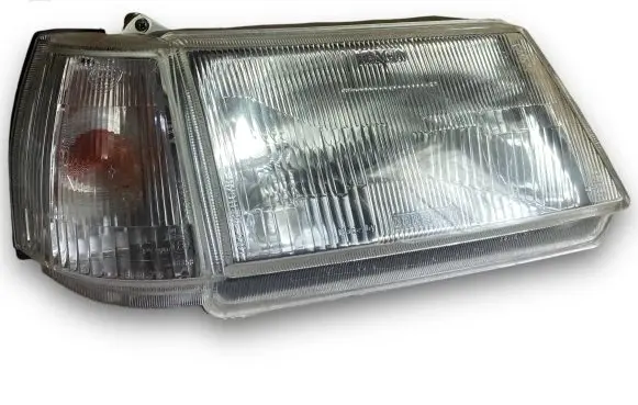 Lancia Y10 Headlight/headlamp 35620748