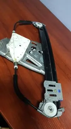 Mercedes-Benz S W220 Rear door window regulator with motor 2207300346