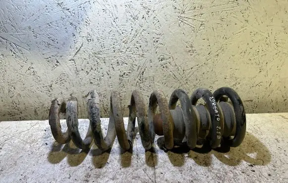 KIA Sorento Rear coil spring
