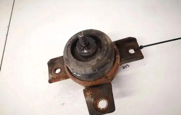 Hyundai Santa Fe Engine mount bracket