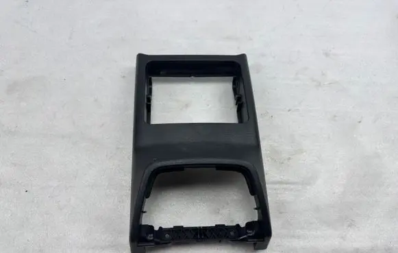 Skoda Octavia Mk3 (5E) Ashtray trim (rear) 5E0857289