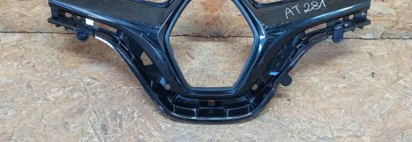 Renault Zoe Front bumper upper radiator grill 6207885331R