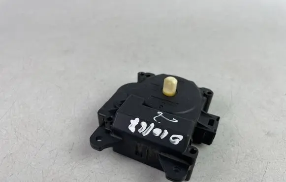 Subaru Outback Air flap motor/actuator AW0638001930