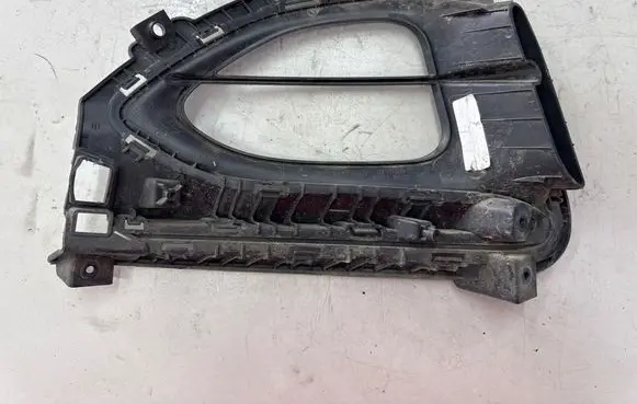 Hyundai i20 (GB IB) Front fog light trim/grill 86564C8AB0
