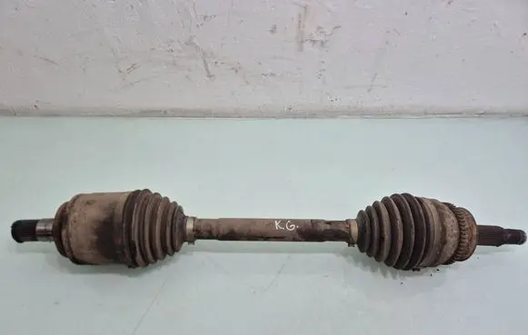Mitsubishi Pajero Rear driveshaft 