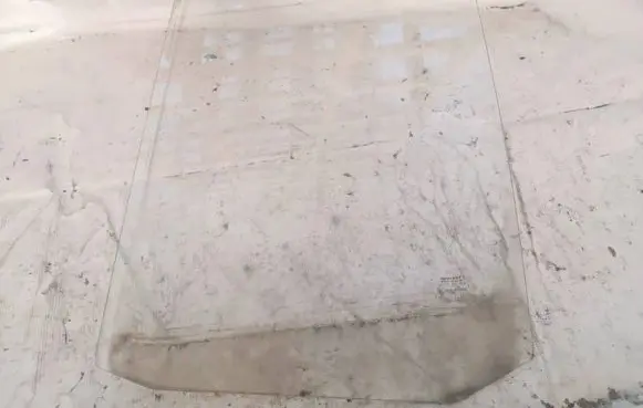 Fiat Ducato Front door window glass four-door
