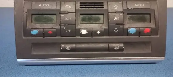 Audi A4 S4 B6 8E 8H Climate control unit 8E0820043H