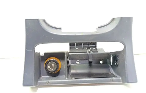 Renault Laguna I Cigarette lighter 7700425259