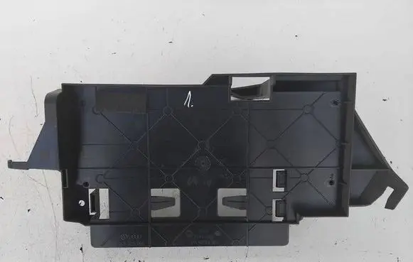 Audi Q5 SQ5 Sound amplifier holder/bracket 8R0035464