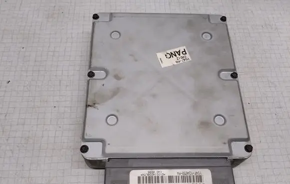 Ford Focus Engine control unit/module YS4F12A650PA F5SB14A624AA