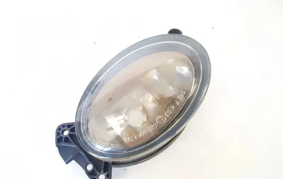 Mercedes-Benz ML W164 Front fog light a1698201556 1305230180