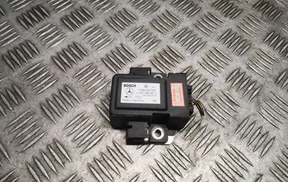 Mercedes-Benz S W220 Acceleration sensor 0265005230 A0265005230