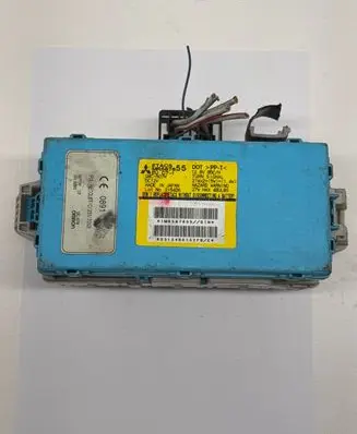 Mitsubishi Grandis Fuse module MR587655 G8C507M 1MR587655