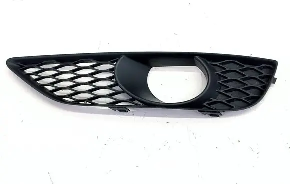Audi Q7 4L Front fog light trim/grill 4L0807675C