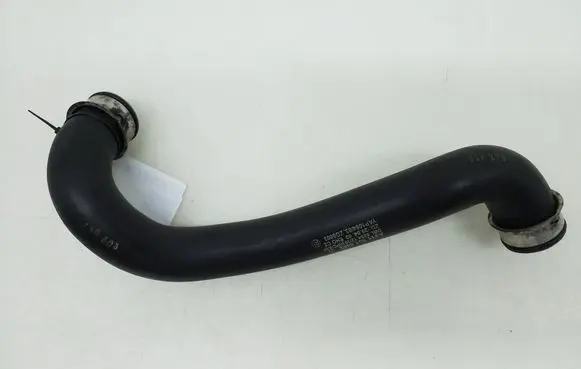 Mercedes-Benz CLS C219 Engine coolant pipe/hose A2115015482