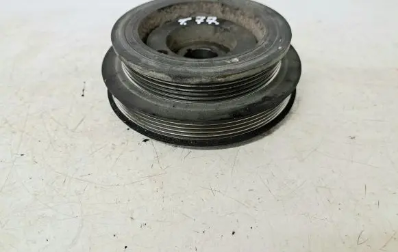 Toyota Avensis T250 Crankshaft pulley