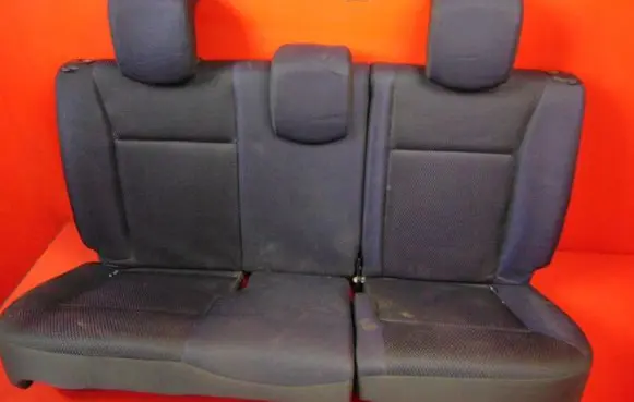 Renault Clio III Rear seat 