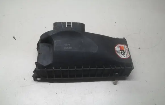 BMW 5 F10 F11 Air filter box cover 70528996