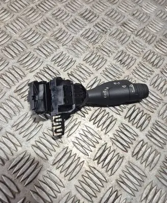 Volvo S90, V90 Indicator stalk 31674104